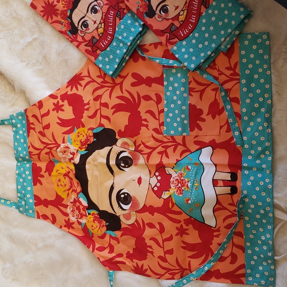 Mandil Frida y toallas de cosina